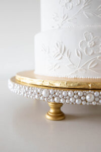 Gold Pearl Stand (16")