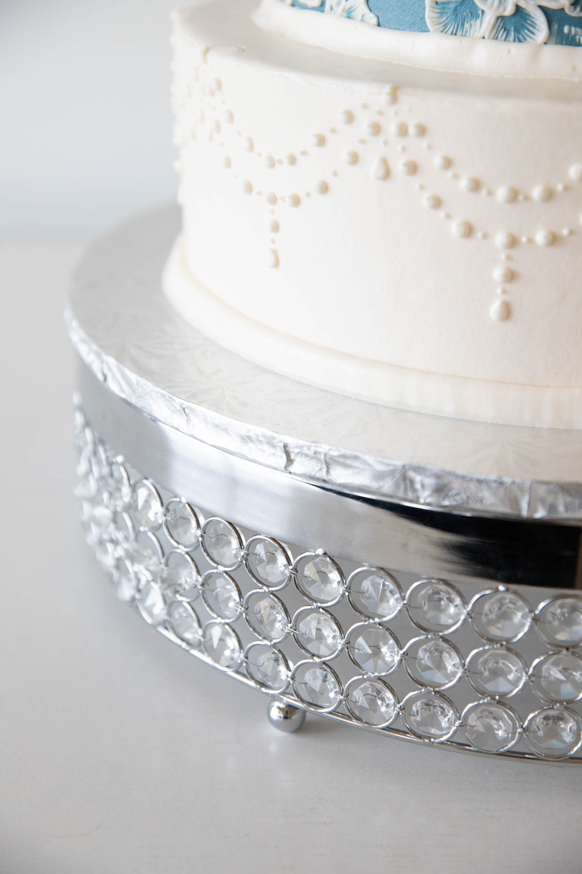 Wedding Cake Stands - Bethel Bakery